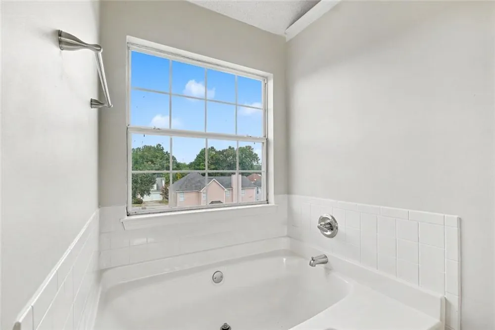 6182 Giles Road Lithonia, GA 30058