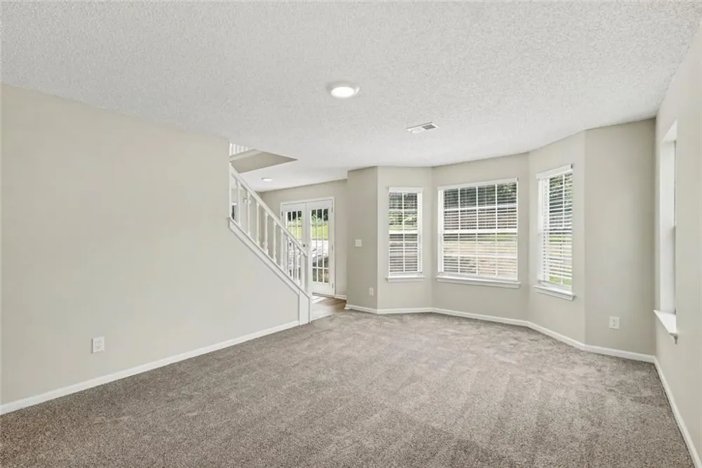 6182 Giles Road Lithonia, GA 30058
