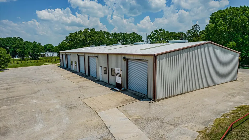 113 Temple Hall Highway Granbury, TX 76049