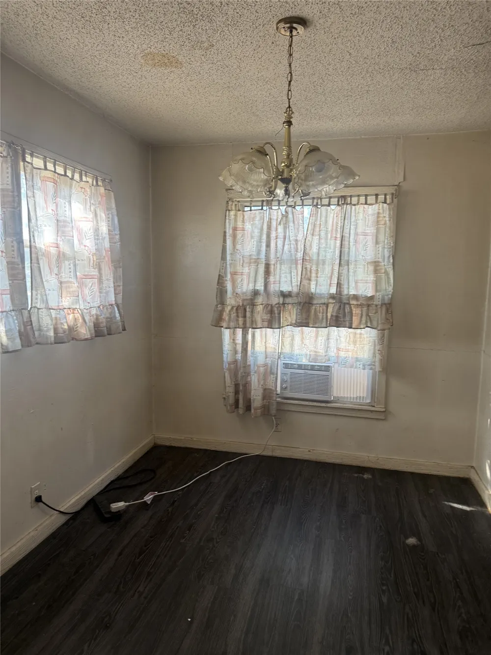 5500 Purington Avenue Fort Worth, TX 76112