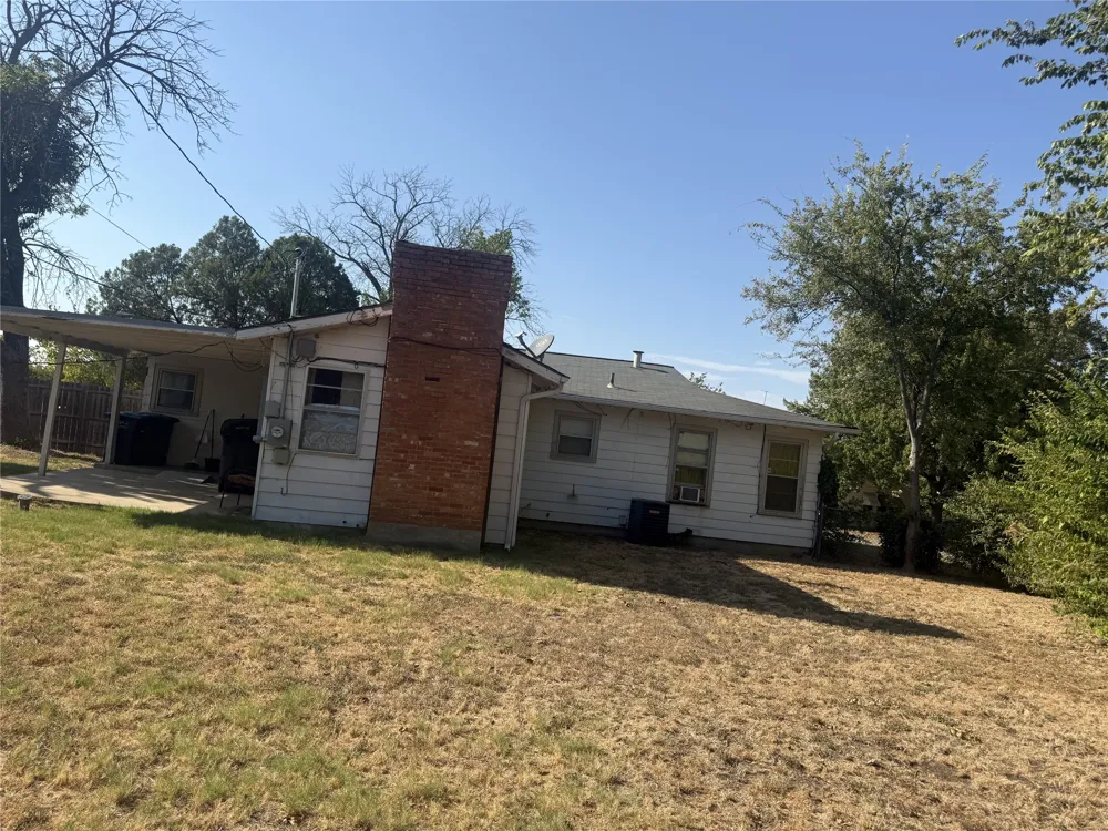 5500 Purington Avenue Fort Worth, TX 76112