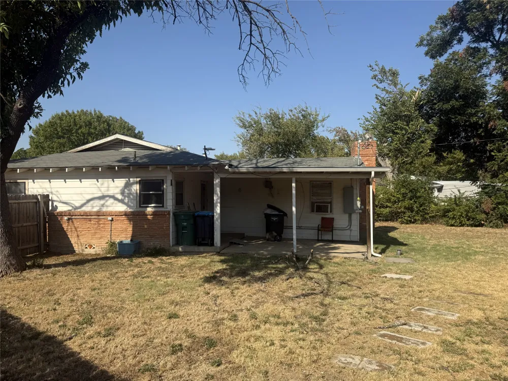 5500 Purington Avenue Fort Worth, TX 76112
