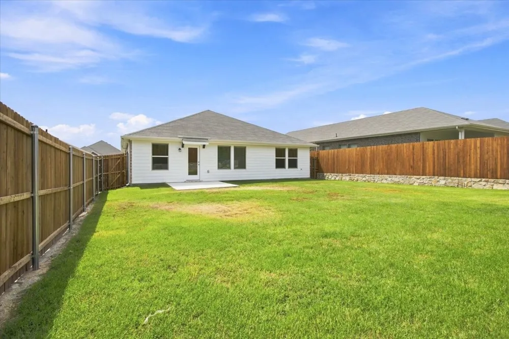 2109 Rannoch Street Sherman, TX 75092