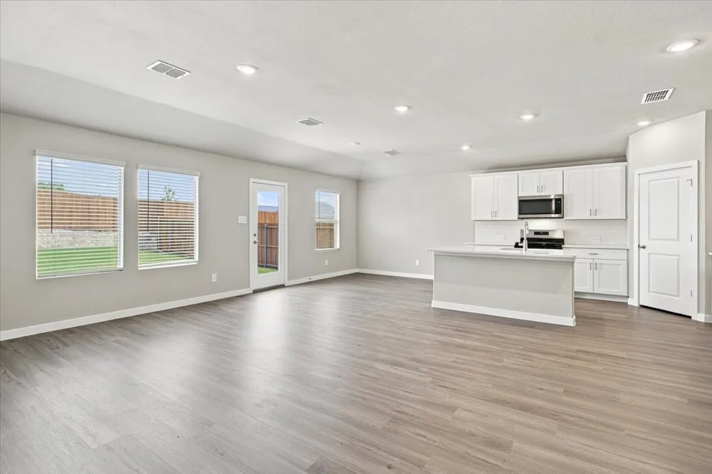 2109 Rannoch Street Sherman, TX 75092