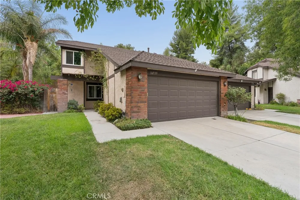 16939 Highfalls Canyon Country, CA 91387
