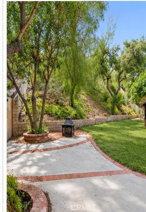16939 Highfalls Canyon Country, CA 91387