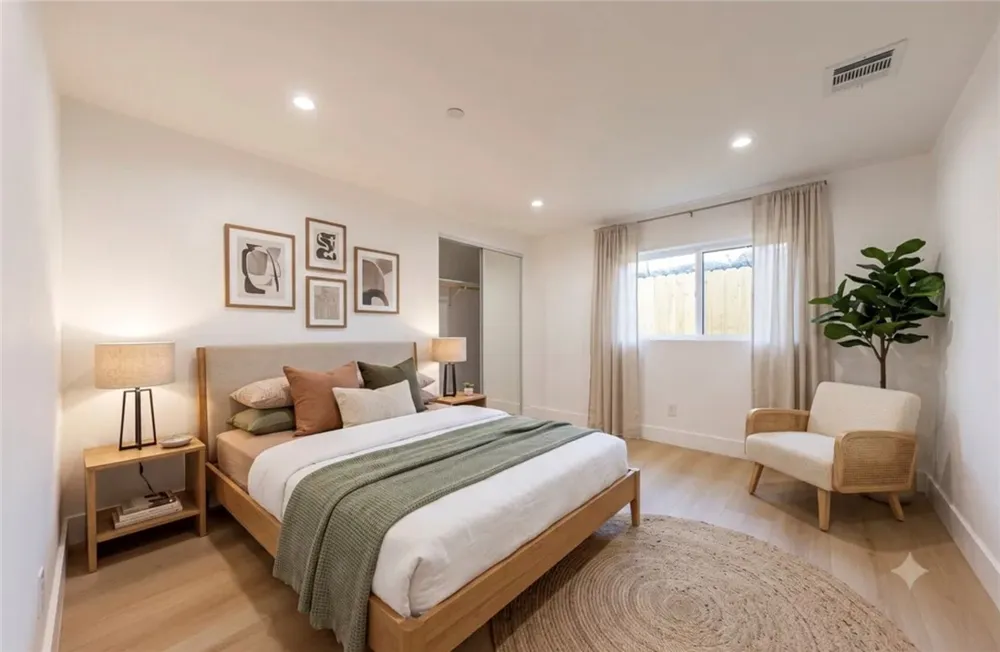 1330 S Longwood Avenue Los Angeles, CA 90019