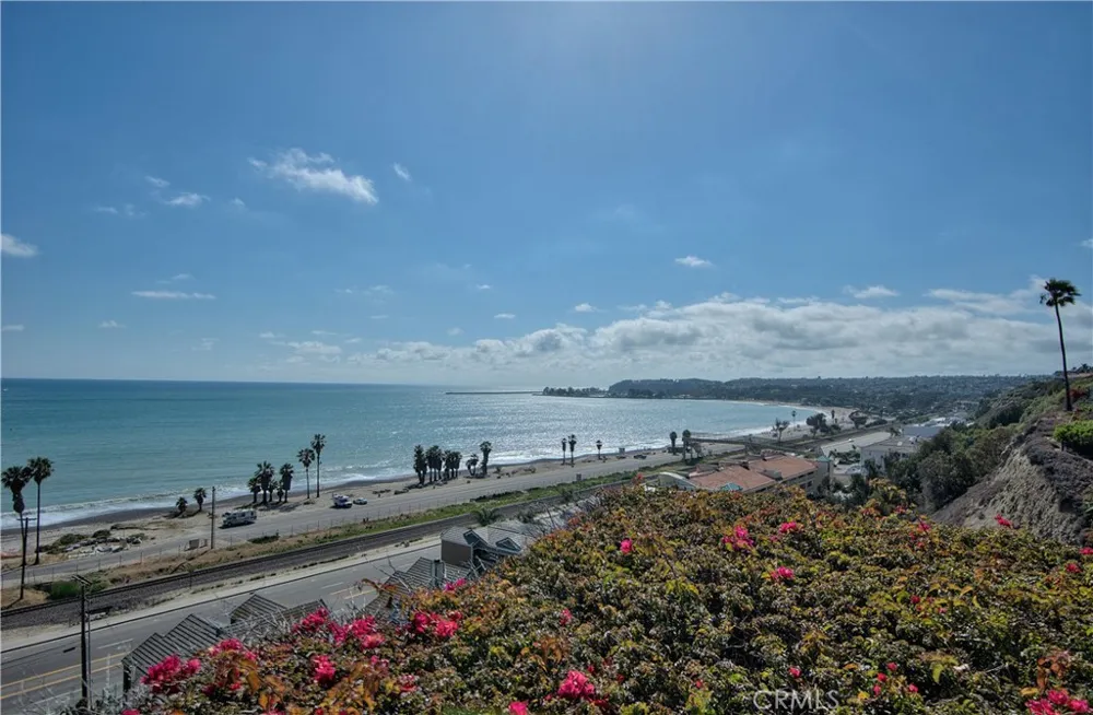 26716 Calle Juanita Dana Point, CA 92624