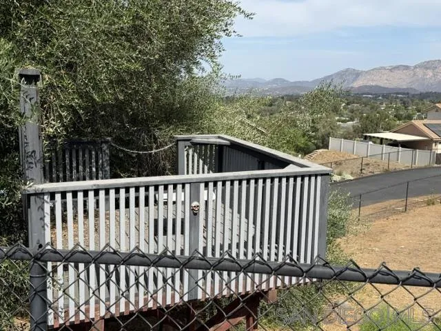 1990 Brady Jane Lane Alpine, CA 91901