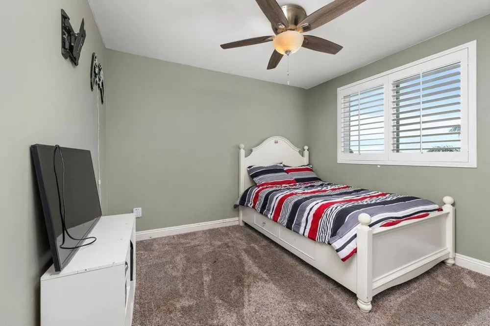 1990 Brady Jane Lane Alpine, CA 91901