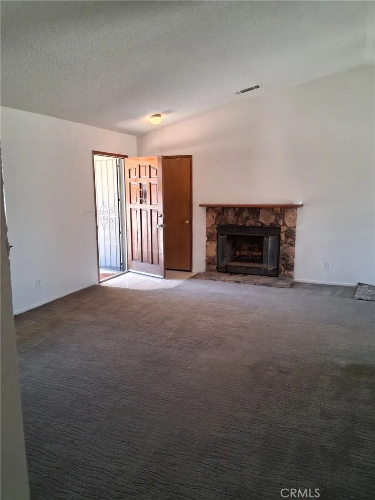 12257 Tesuque Apple Valley, CA 92308