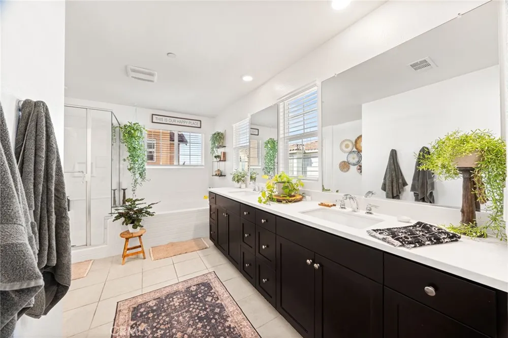 15147 Ridge #6 Fontana, CA 92336