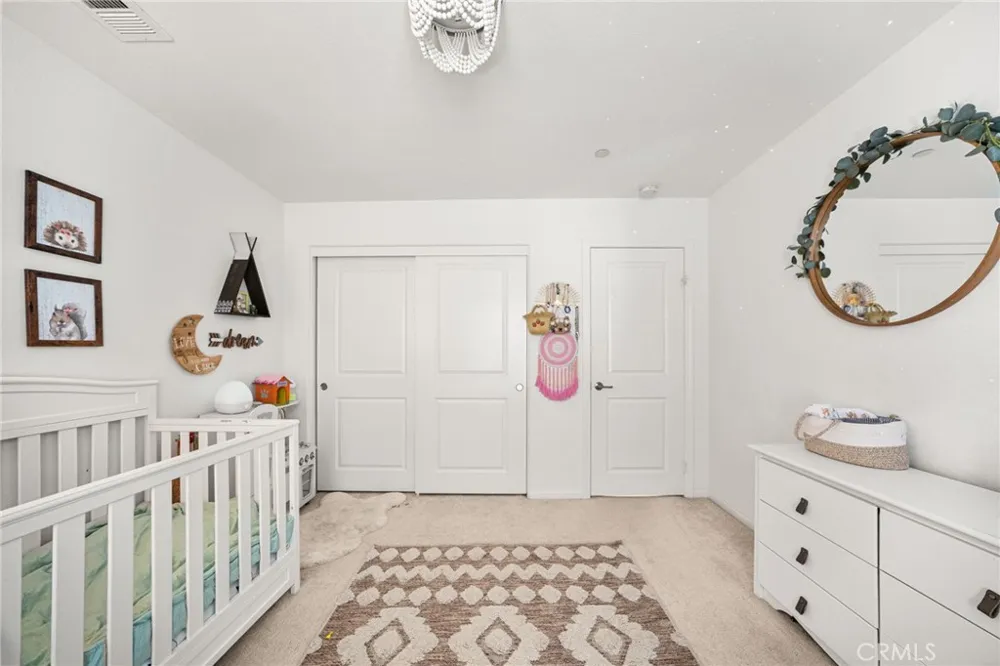 15147 Ridge #6 Fontana, CA 92336