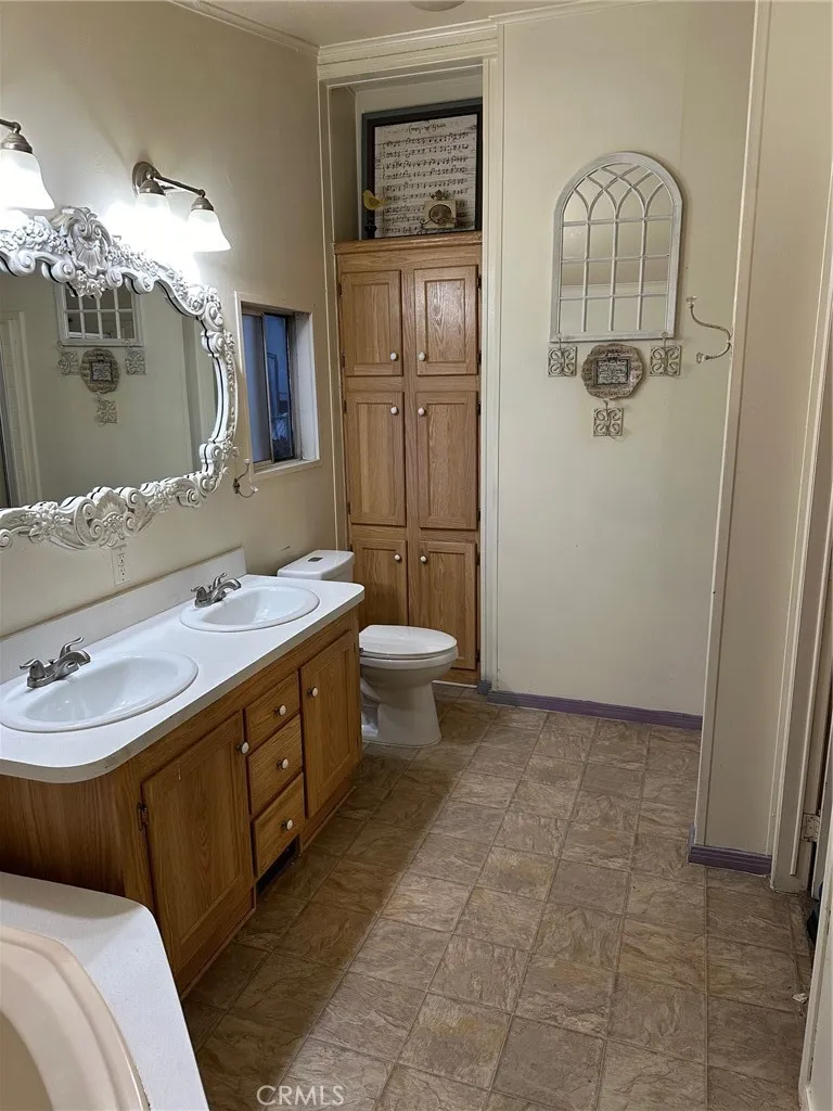 2494 W Main Street #30 Barstow, CA 92311