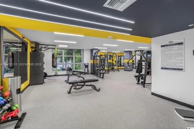 3500 Mystic Pointe Dr #604 Aventura, FL 33180