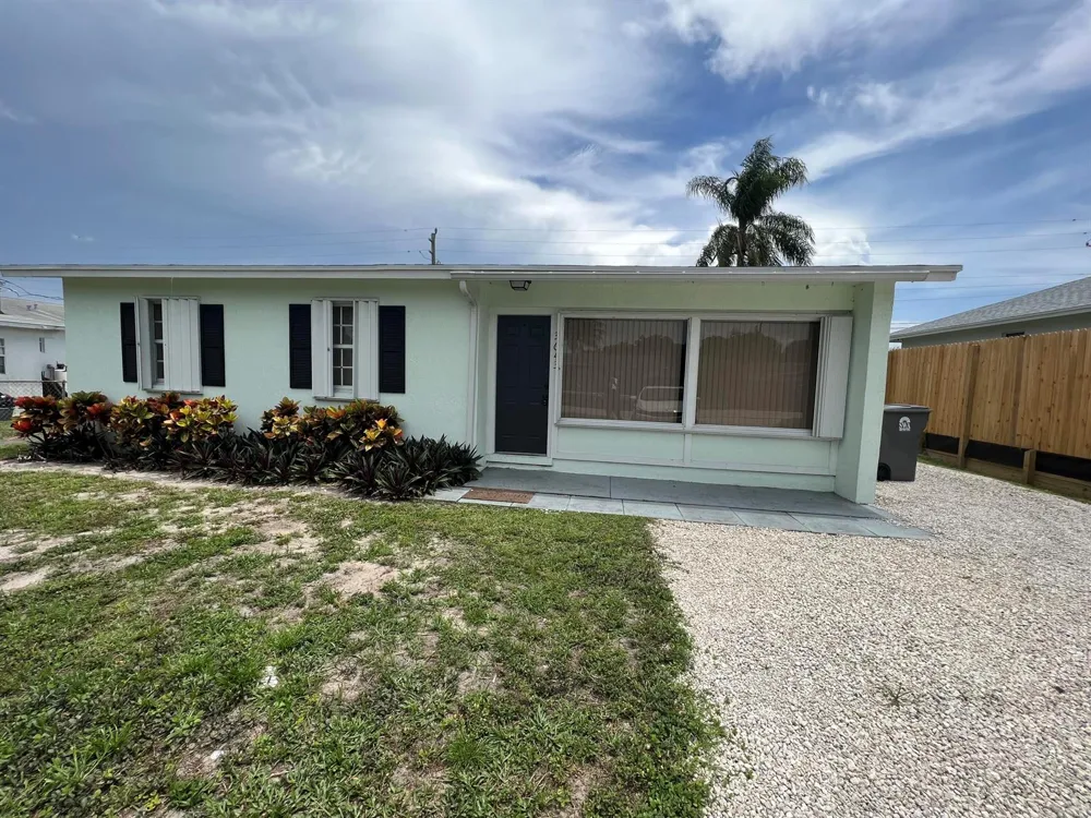 3643 Betty Ann Court W #A West Palm Beach, FL 33403