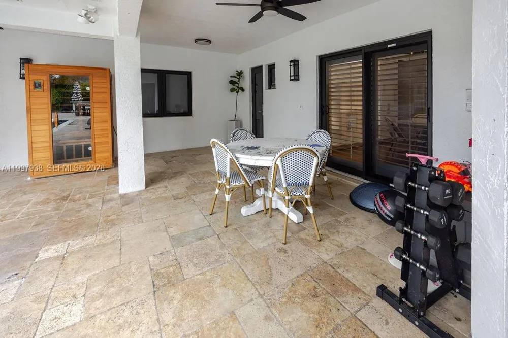 11301 SW 95th St Miami, FL 33176