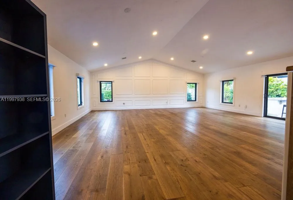 11301 SW 95th St Miami, FL 33176