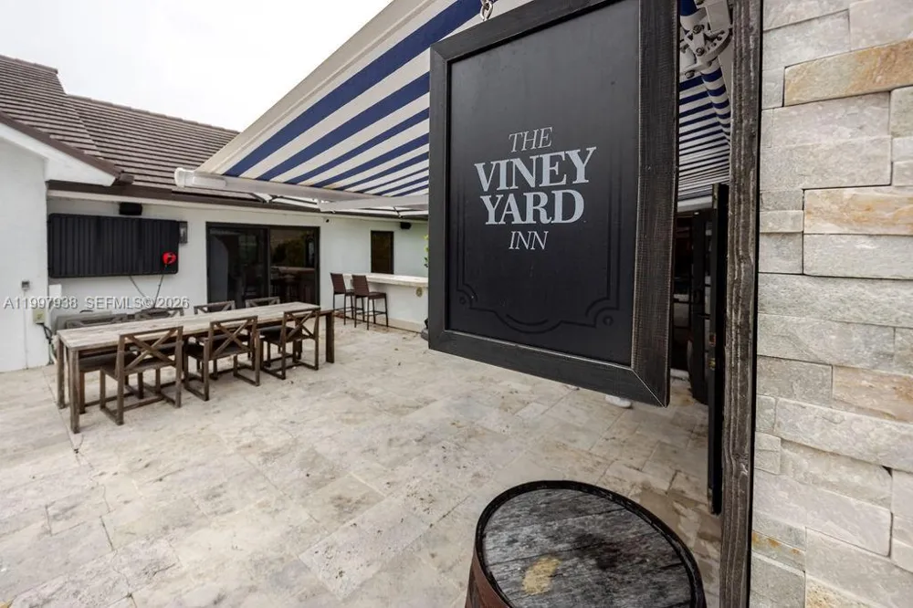 11301 SW 95th St Miami, FL 33176