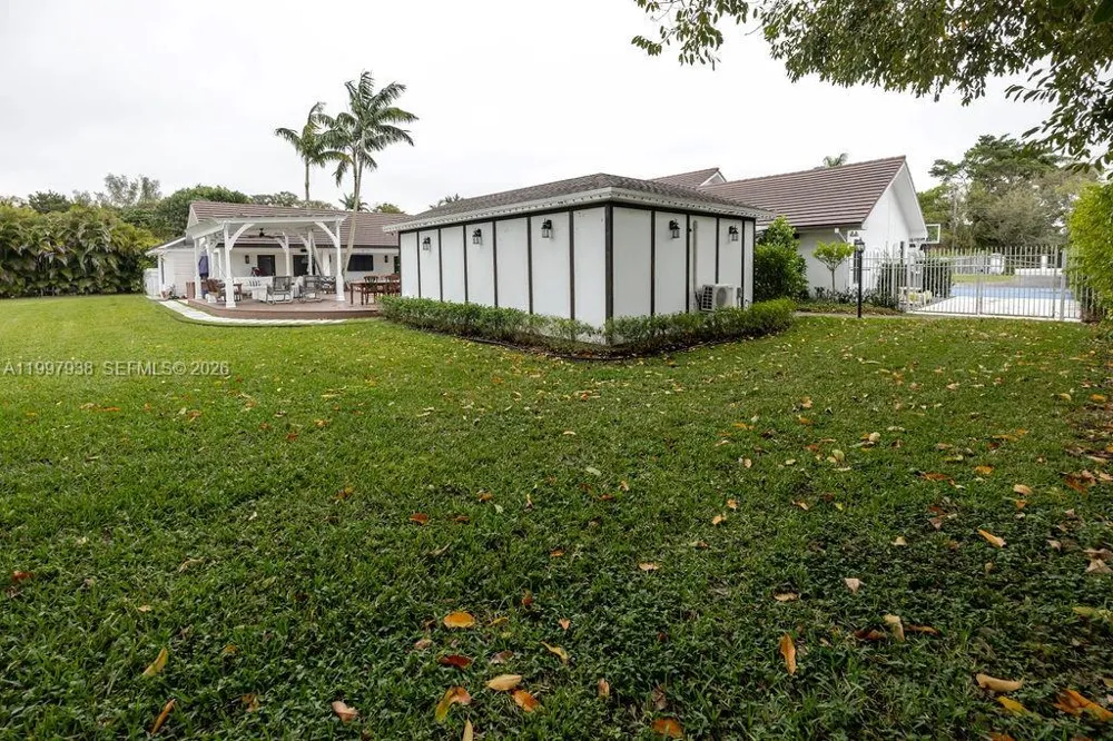 11301 SW 95th St Miami, FL 33176