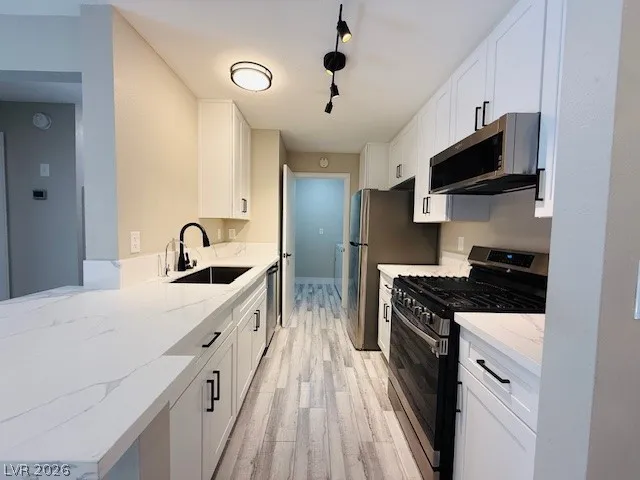 2200 S Fort Apache Road #1108 Las Vegas, NV 89117