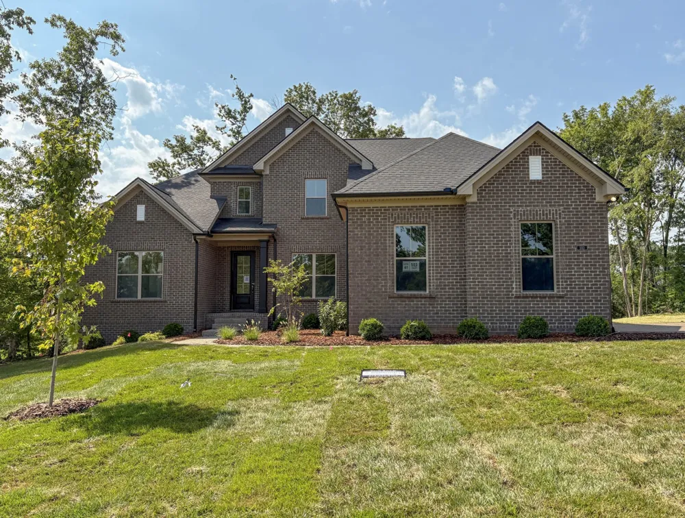 503 Claire Ct Lebanon, TN 37087