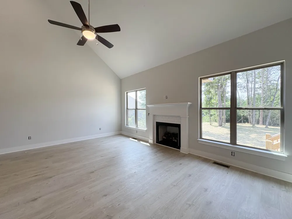 503 Claire Ct Lebanon, TN 37087