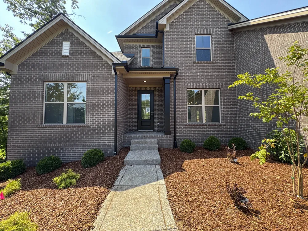 503 Claire Ct Lebanon, TN 37087