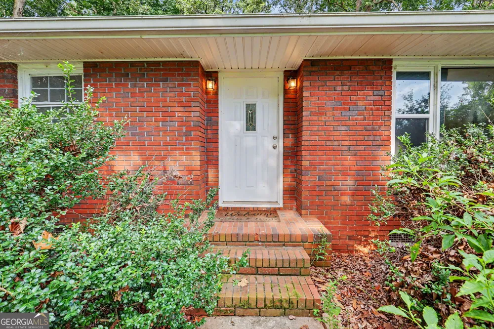 692 Allen Anderson RD Cleveland, GA 30528