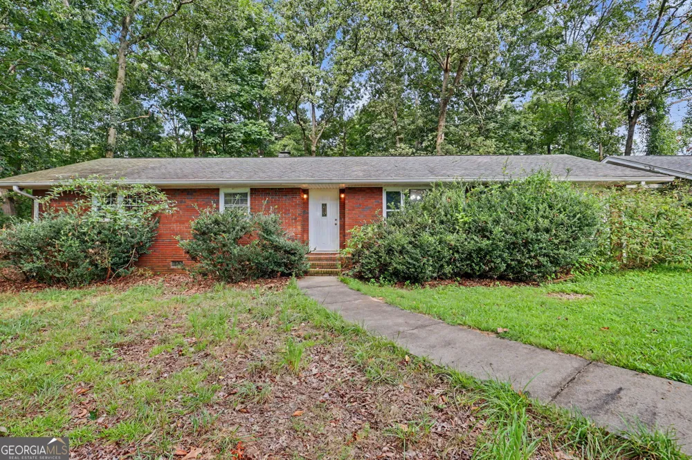692 Allen Anderson RD Cleveland, GA 30528