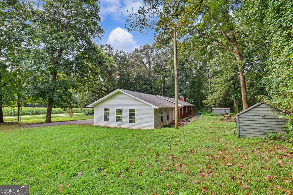 692 Allen Anderson RD Cleveland, GA 30528