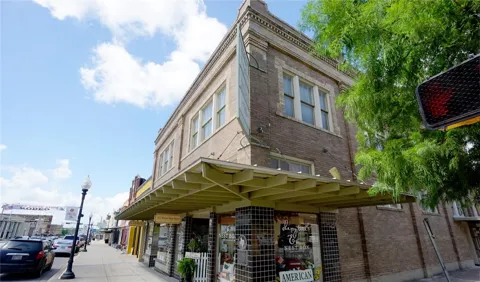 321 Main Street