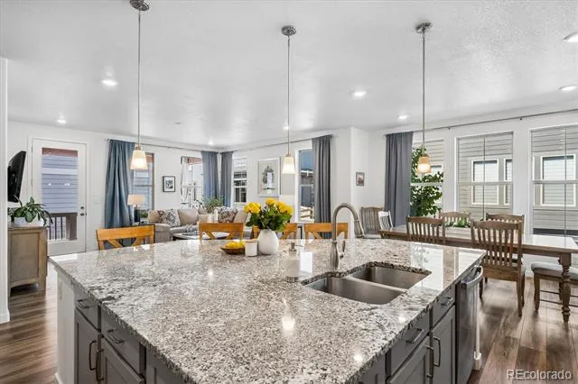 8377 Rush Creek Avenue Littleton, CO 80125
