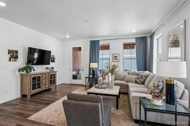8377 Rush Creek Avenue Littleton, CO 80125