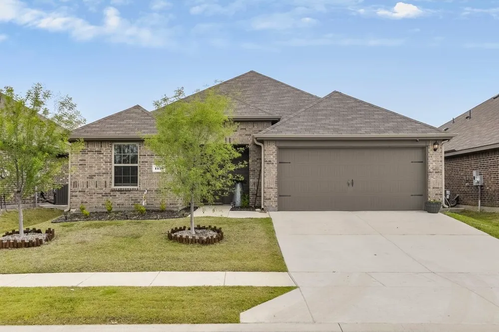 1110 Baldwin Lane Ennis, TX 75119