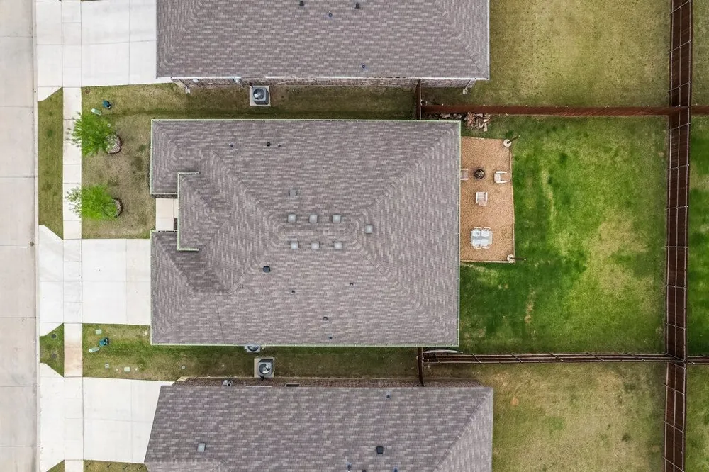1110 Baldwin Lane Ennis, TX 75119