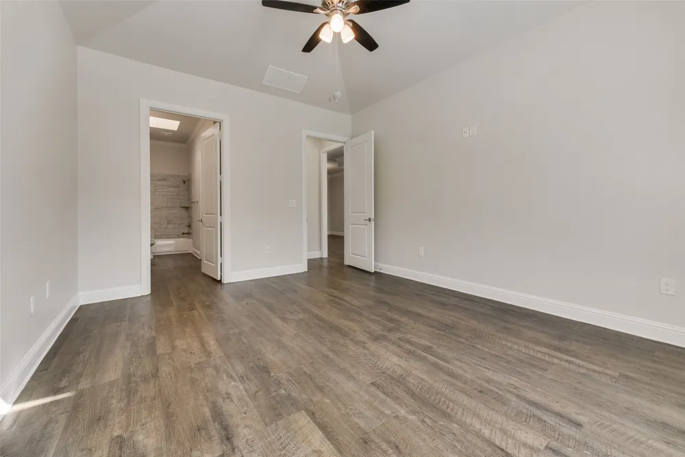 8841 Creek Run Road #403 Fort Worth, TX 76120
