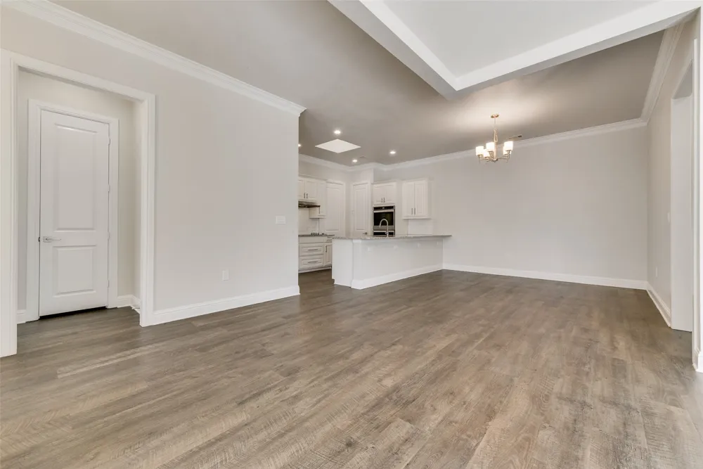 8841 Creek Run Road #403 Fort Worth, TX 76120