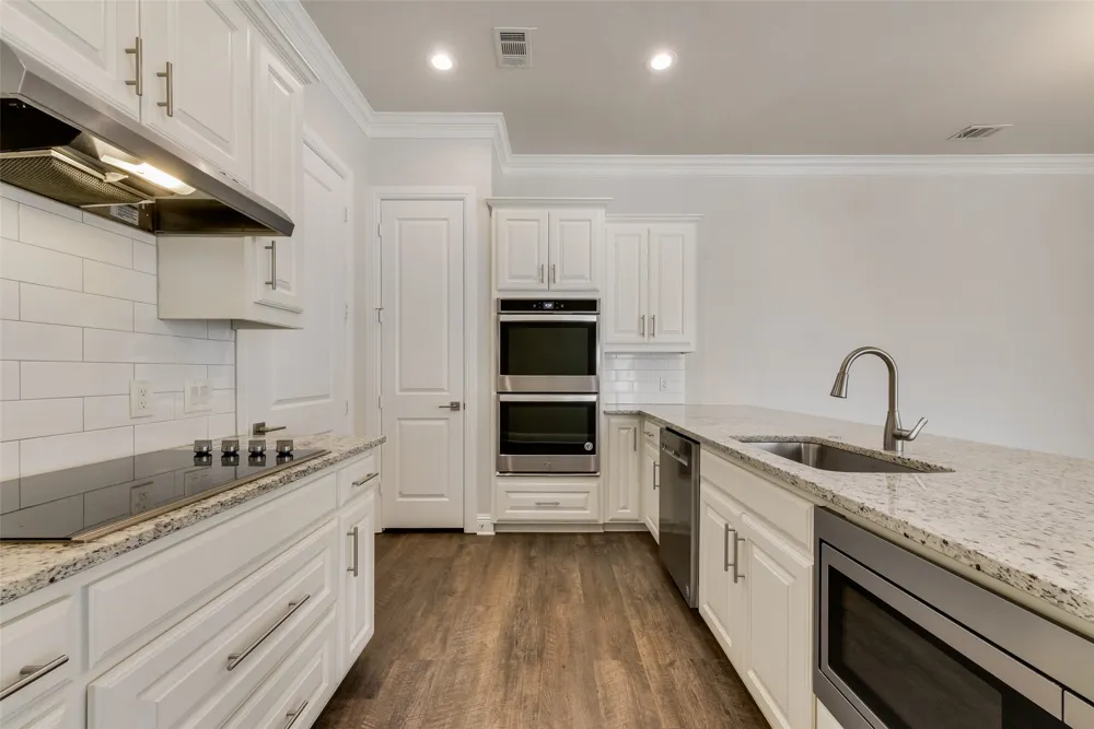 8841 Creek Run Road #403 Fort Worth, TX 76120