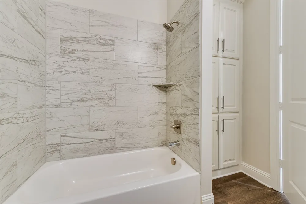 8841 Creek Run Road #403 Fort Worth, TX 76120
