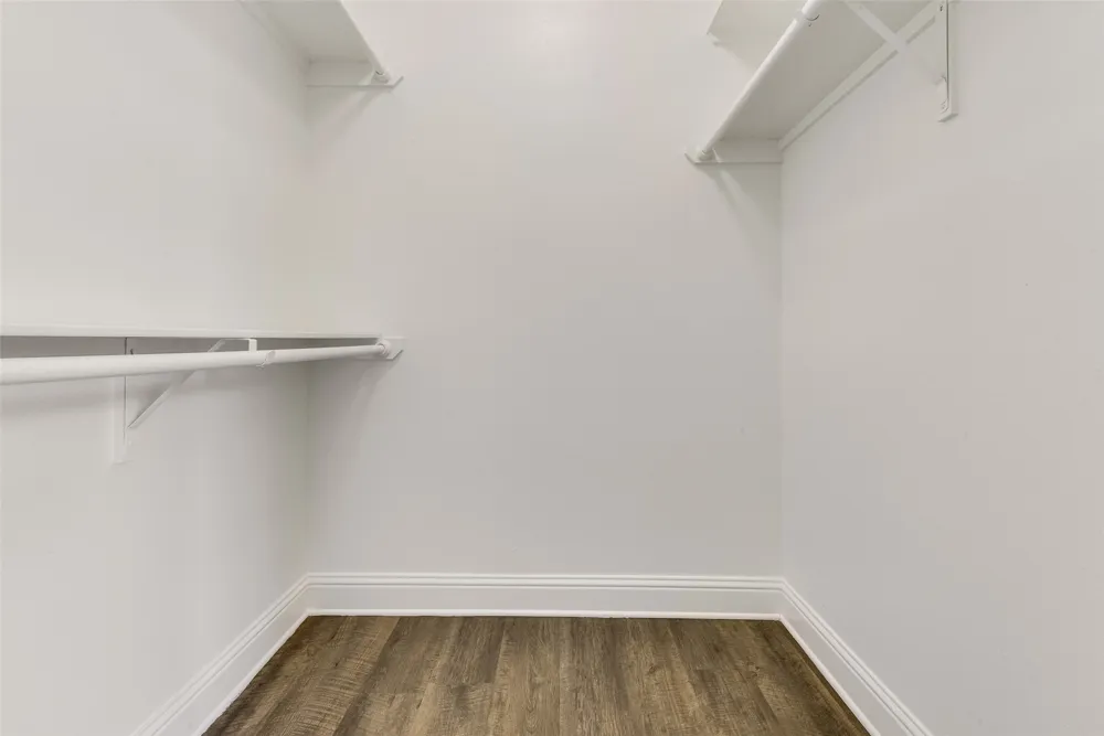 8841 Creek Run Road #403 Fort Worth, TX 76120