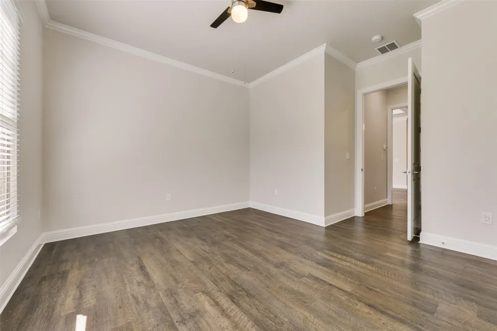8841 Creek Run Road #403 Fort Worth, TX 76120