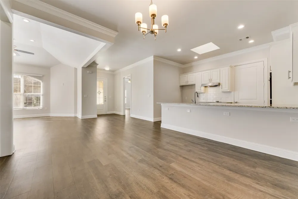 8841 Creek Run Road #403 Fort Worth, TX 76120