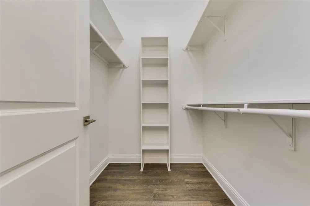 8841 Creek Run Road #403 Fort Worth, TX 76120