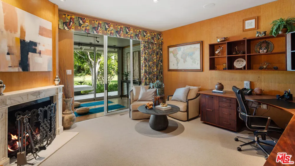 4816 Encino Avenue Encino, CA 91316