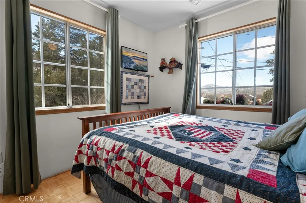 800 Cameron Drive Big Bear Lake, CA 92315