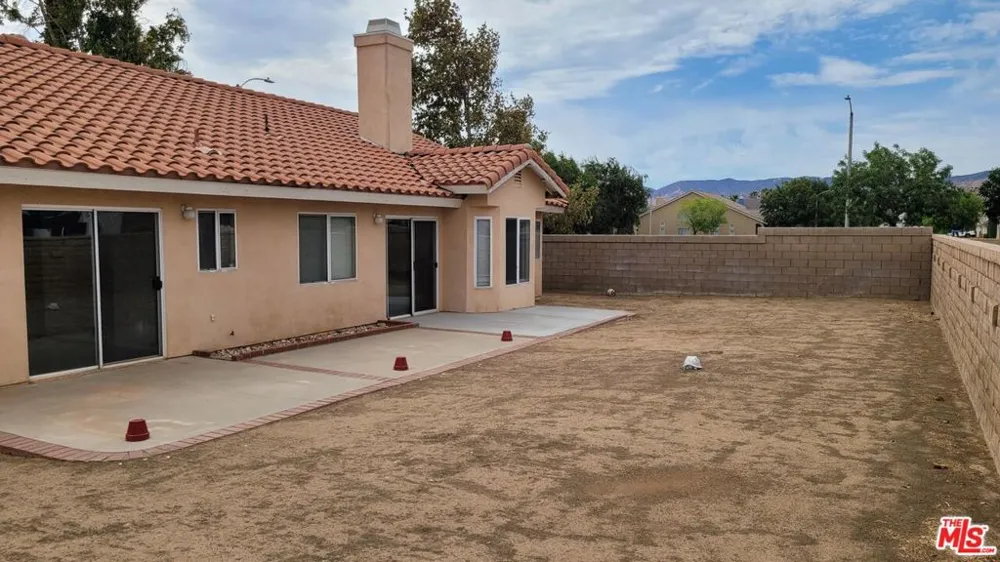 40001 Palmetto Drive Palmdale, CA 93551