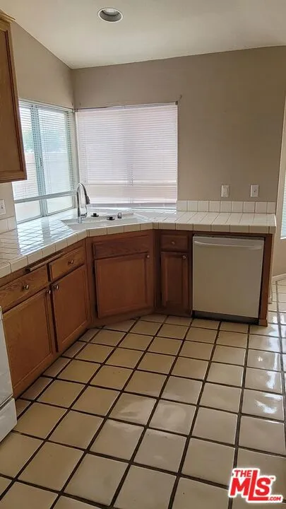 40001 Palmetto Drive Palmdale, CA 93551