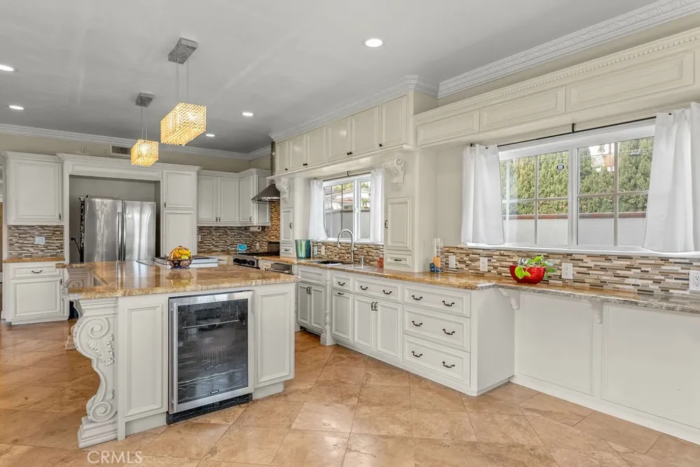 2500 Anabas Avenue San Pedro, CA 90732
