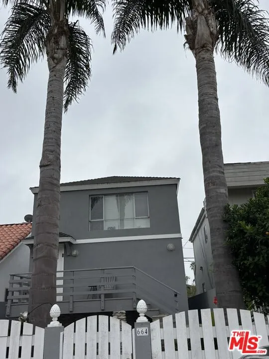 664 Marr Street Venice, CA 90291